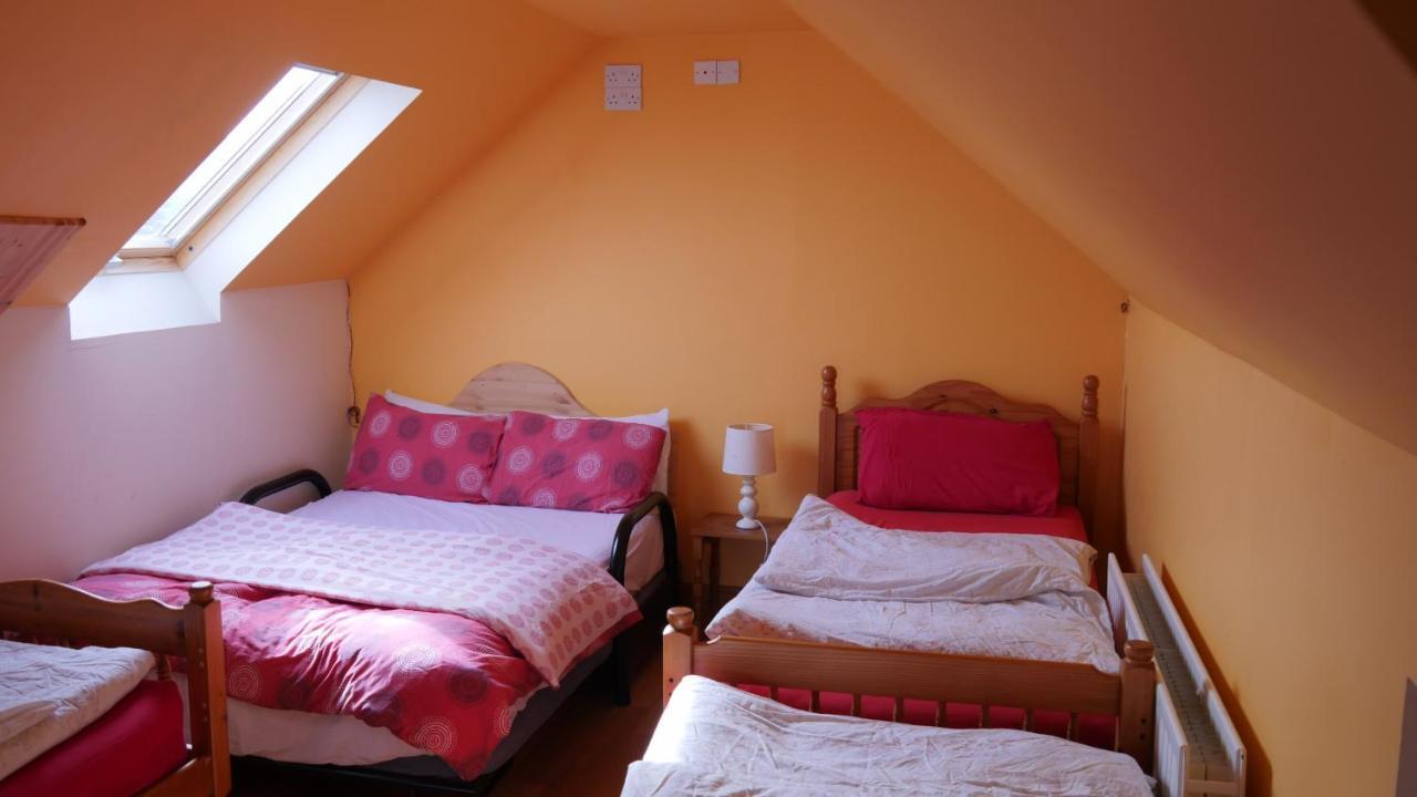 Mount Brandon Hostel Cloghane ภายนอก รูปภาพ