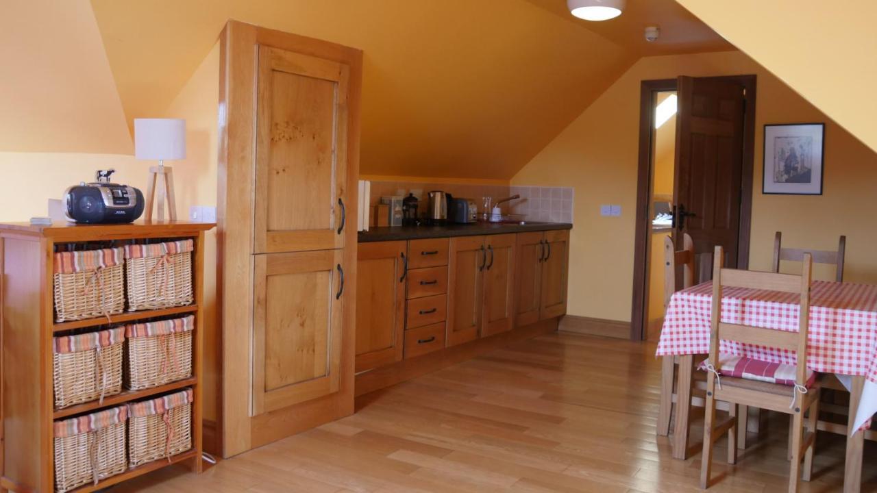 Mount Brandon Hostel Cloghane ภายนอก รูปภาพ
