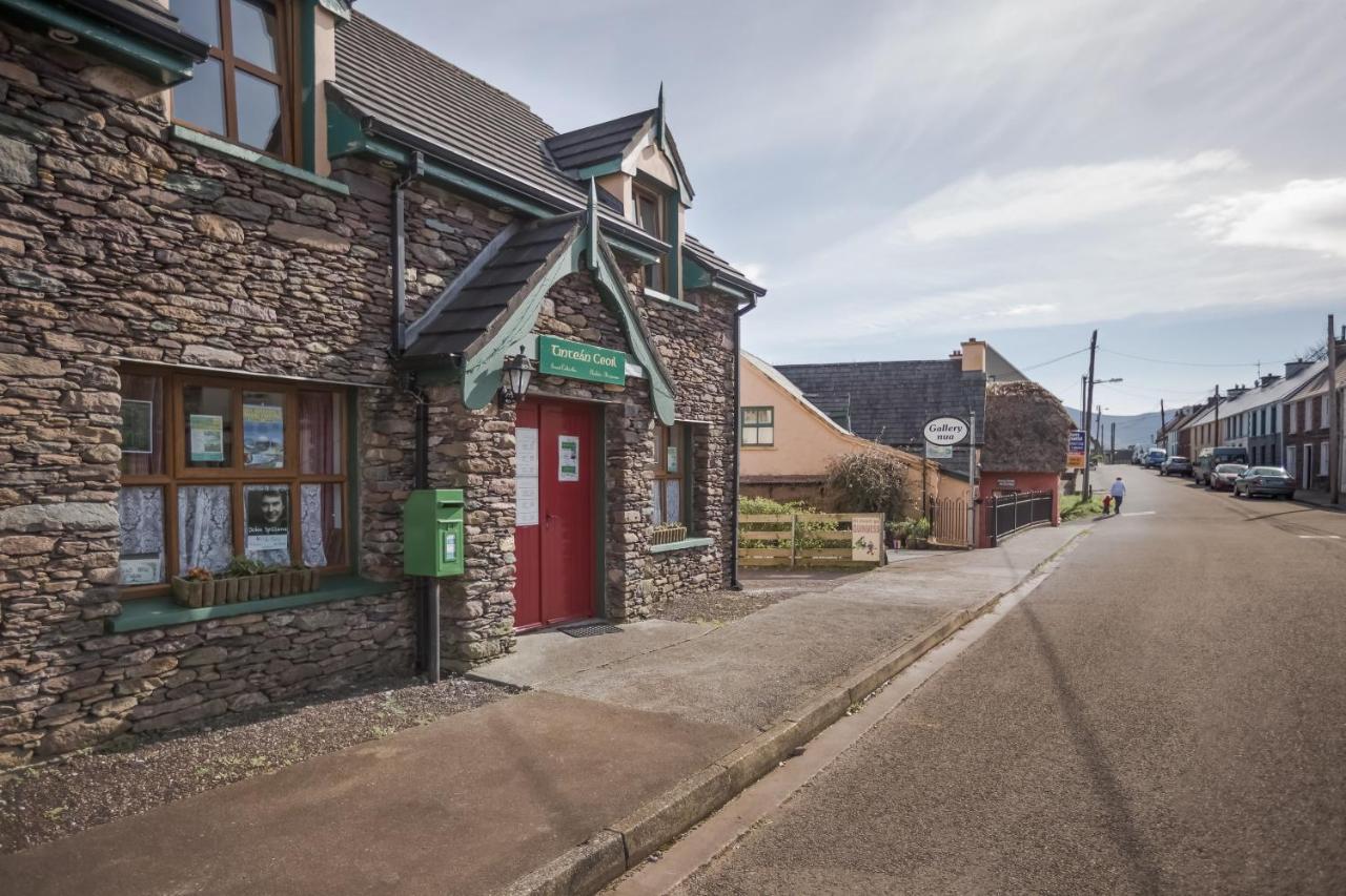 Mount Brandon Hostel Cloghane ภายนอก รูปภาพ
